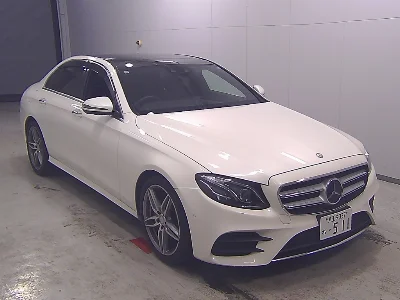 MERCEDES BENZ E CLASS