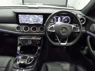 MERCEDES BENZ E CLASS