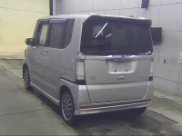 Цена авто Honda N-Box с аукционов Японии, номер кузова JF1, пробег 153 000, оценка 2