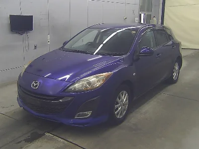 MAZDA AXELA