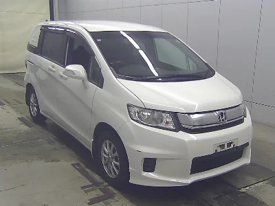 HONDA FREED SPIKE