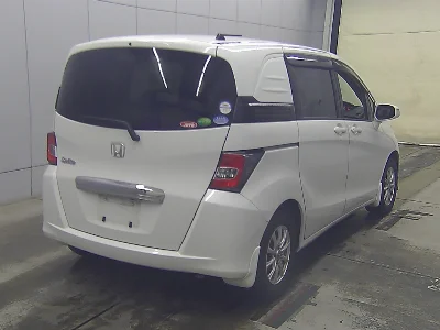 HONDA FREED SPIKE