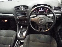 Цена авто Volkswagen Golf с аукционов Японии, номер кузова 1KCAX, пробег 158 000, оценка 4