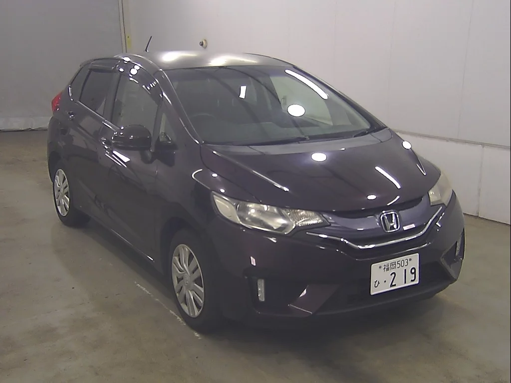 Honda Fit  с аукциона в Японии