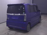 Цена авто Honda N-Box с аукционов Японии, номер кузова JF1, пробег 104 000, оценка 6