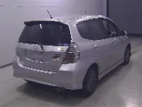Цена авто Honda Fit с аукционов Японии, номер кузова GD3, пробег 282 000, оценка 2