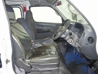 NISSAN CARAVAN