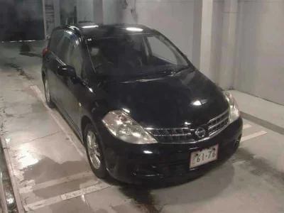 NISSAN TIIDA
