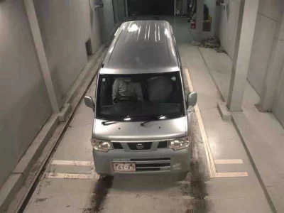 NISSAN CLIPPER VAN