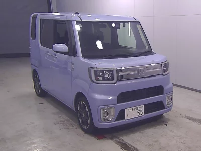 DAIHATSU WAKE