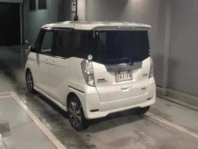 NISSAN DAYZ ROOX