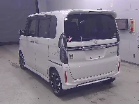 Цена авто Honda N-Box с аукционов Японии, номер кузова JF3, пробег 69 000, оценка 8