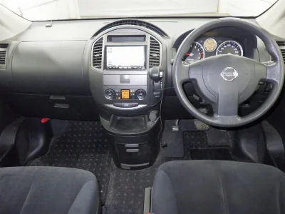 NISSAN LAFESTA