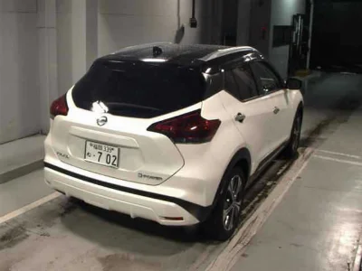 NISSAN KICKS