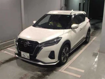 NISSAN KICKS