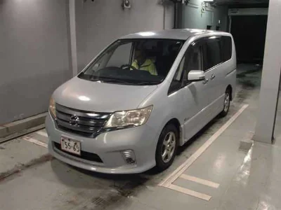 NISSAN SERENA