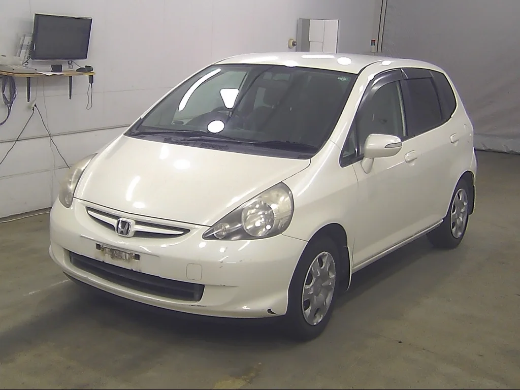 Honda Fit  с аукциона в Японии