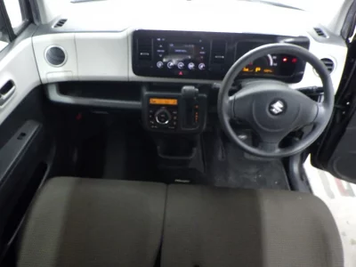 SUZUKI MRWAGON