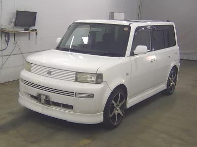 TOYOTA BB