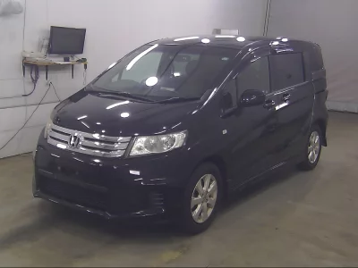 HONDA FREED SPIKE