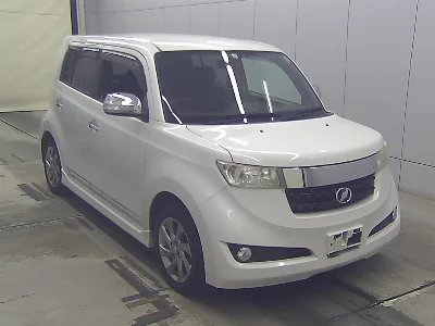 TOYOTA BB