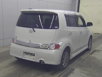 TOYOTA BB