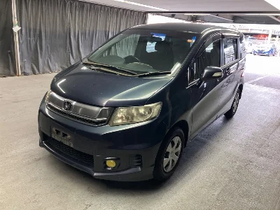 HONDA FREED SPIKE