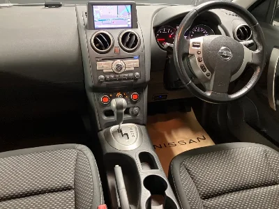 NISSAN DUALIS