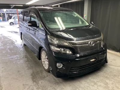 TOYOTA VELLFIRE