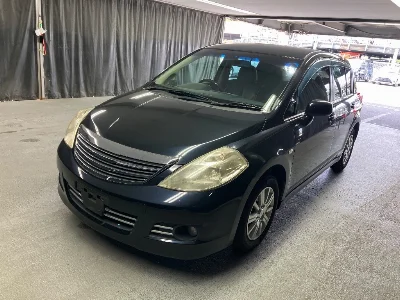NISSAN TIIDA