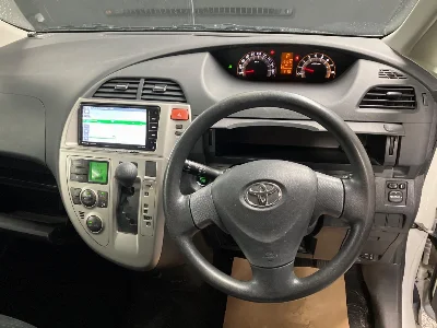 TOYOTA RACTIS