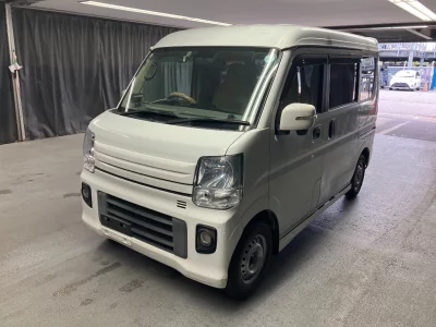 NISSAN CLIPPER VAN