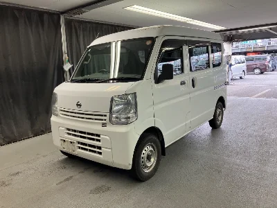 NISSAN CLIPPER VAN