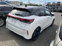 Nissan Aura