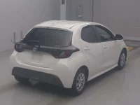 Цена авто Toyota Yaris с аукционов Японии, номер кузова KSP210, пробег 109 000, оценка 8