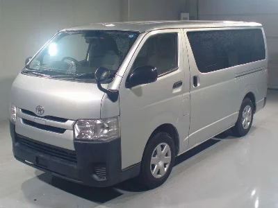 TOYOTA REGIUS VAN