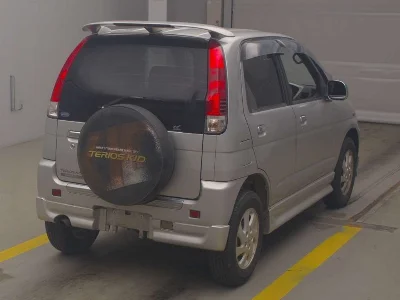 DAIHATSU TERIOS KID