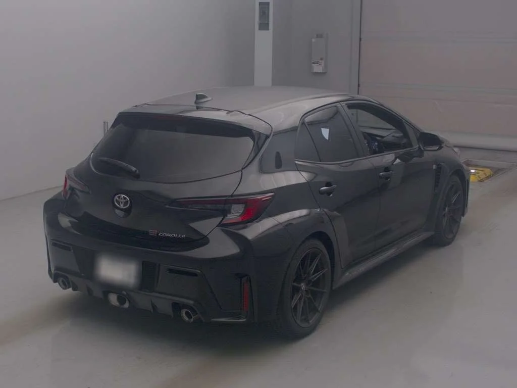 Toyota GR Corolla  с аукциона в Японии