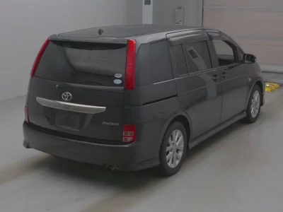 TOYOTA ISIS