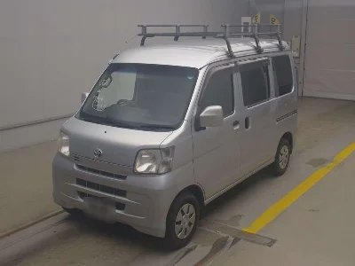 TOYOTA PIXIS VAN