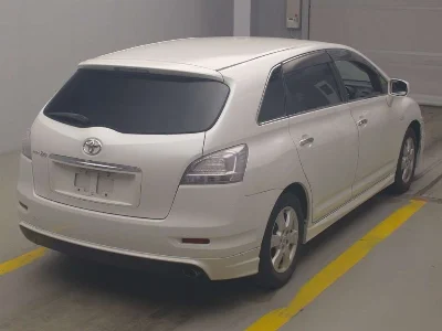 TOYOTA MARK X ZIO