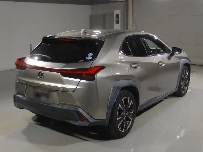 LEXUS UX