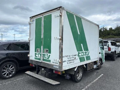 MITSUBISHI CANTER