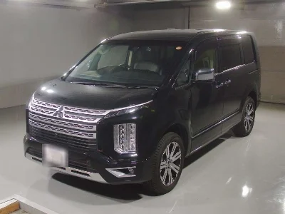 MITSUBISHI DELICA D5