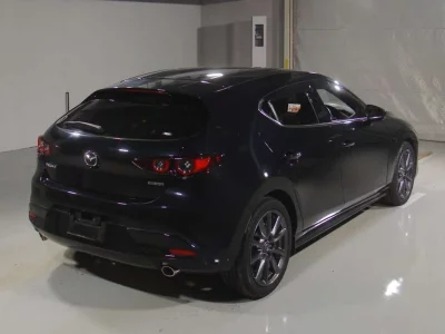 MAZDA MAZDA3 FASTBACK
