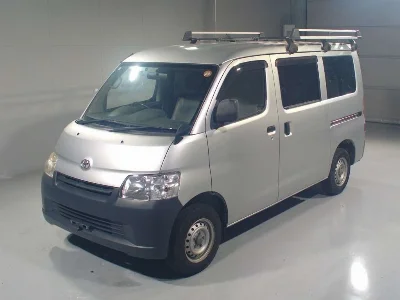TOYOTA TOWN ACE VAN