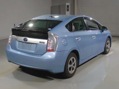 TOYOTA PRIUS PHV