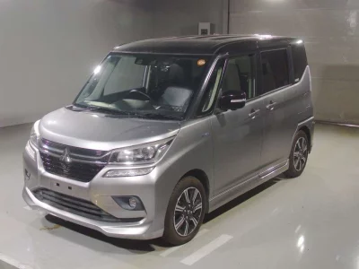 MITSUBISHI DELICA D2