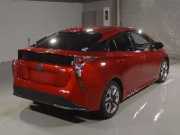 Цена авто Toyota Prius с аукционов Японии, номер кузова ZVW50, пробег 90 000, оценка 2