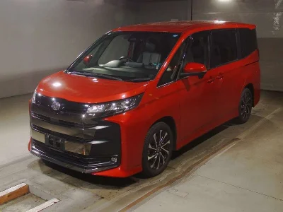 TOYOTA NOAH